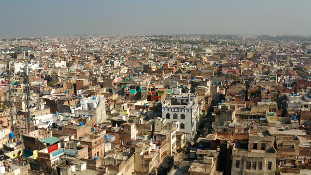 파키스탄 펀자브에 있는 라왈핀디 부문의 라왈핀디 수도의 탁 트인 전망