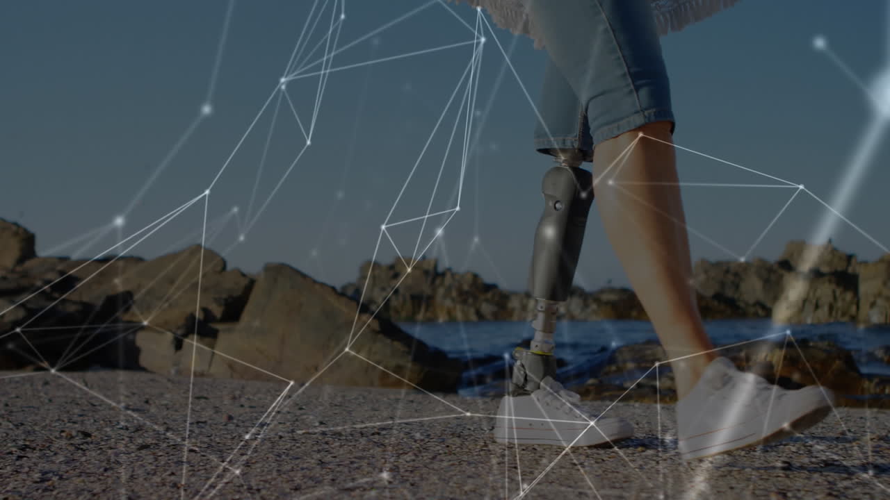 Animazione di elaborazione dati con una donna con una protesi alla gamba sullo sfondo