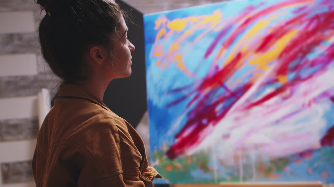 창의적인 사려 깊은 화가