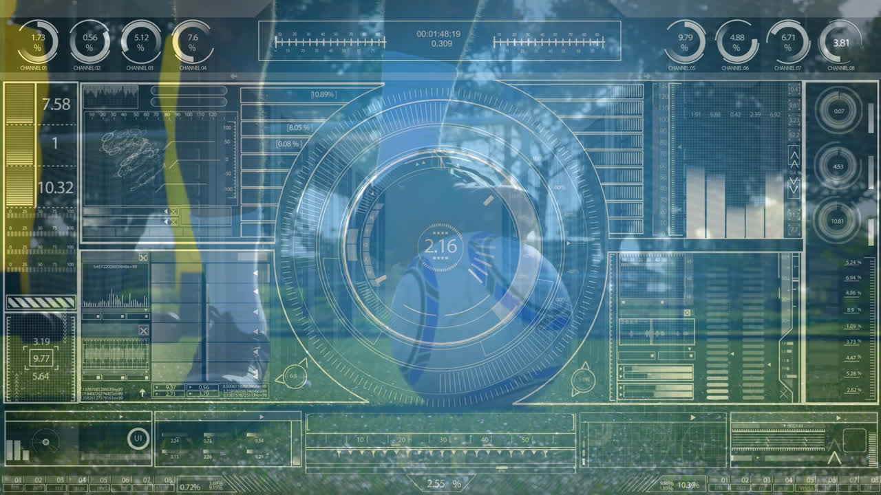 백그라운드에서 아프리카계 미국 축구 선수에 대한 데이터 처리의 애니메이션