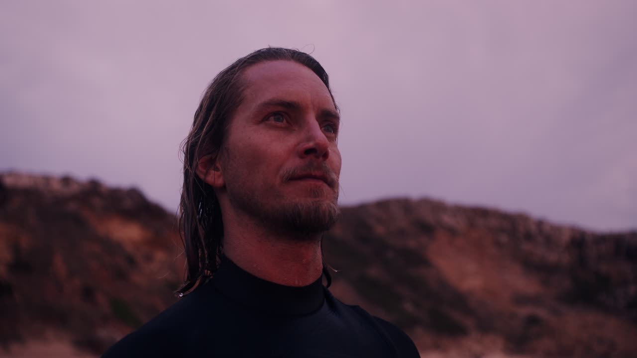 hombre en Sunset Beach