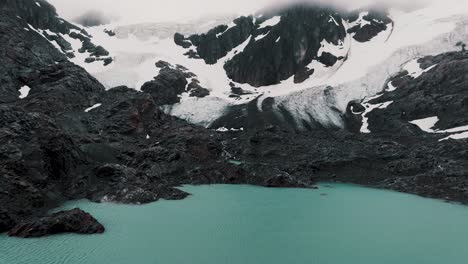 Grüne-Seen-Der-Laguna-De-Los-Tempanos-Und-Des-Vinciguerra-Gletschers-In-Ushuaia,-Argentinien