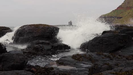 Irische-See-Am-Strand-An-Der-Irischen-Nordküste,-County-Antrim-3