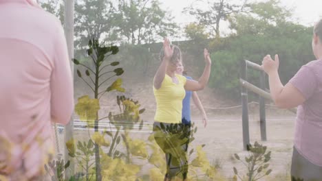 Animación-De-Plantas-Sobre-Diversas-Mujeres-En-Una-Carrera-De-Obstáculos-Chocando-Las-Manos.