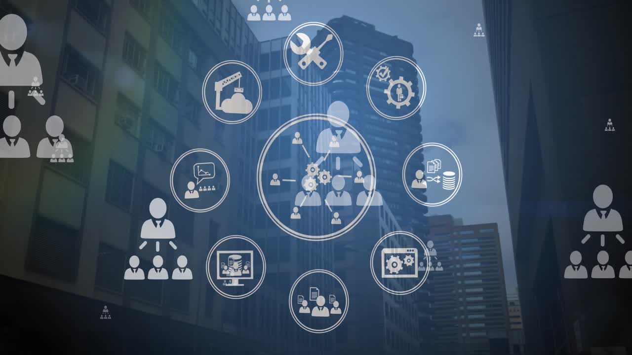 анимация обработки данных над городским пейзажем