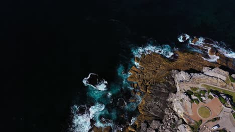 sydney - flying along north bondi cliffs