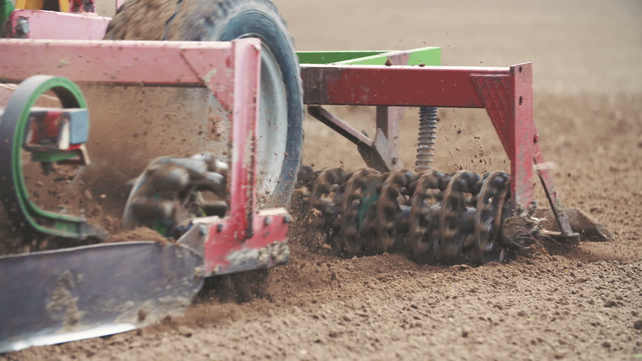 농업 트랙터 파종 필드
