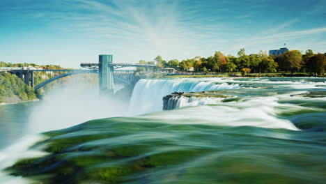 Vista-Aérea-De-Las-Cataratas-Del-Niágara-1