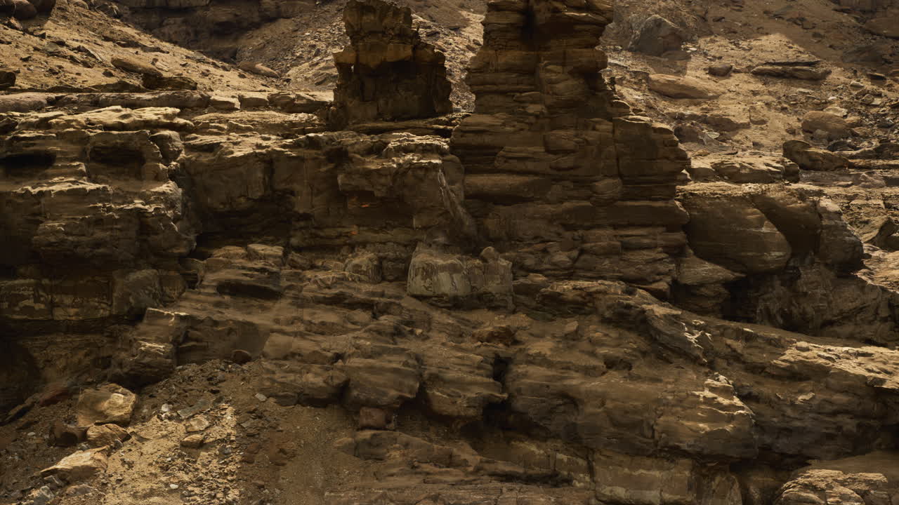 Mysterious rock formation with unusual shapes found in remote location