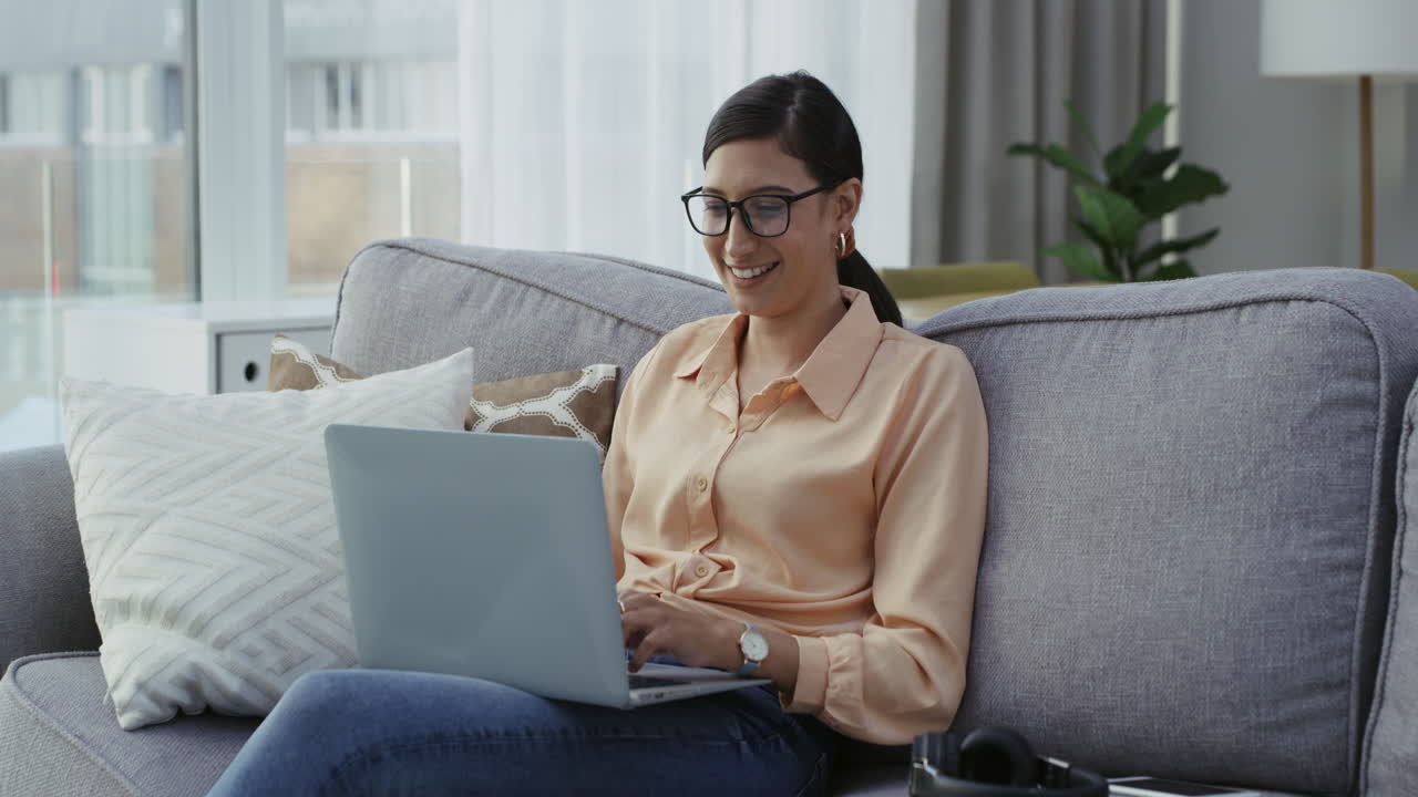 Checking emails is a job on it's own