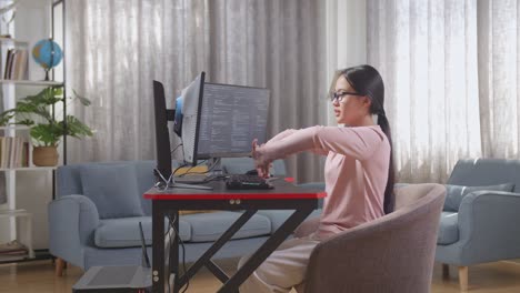 woman working on computer