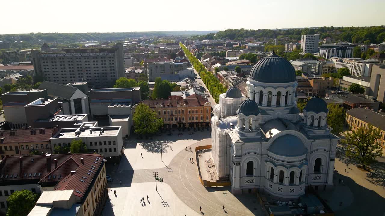 toma aérea de la iglesia de st