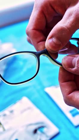 optical glass manufacturing