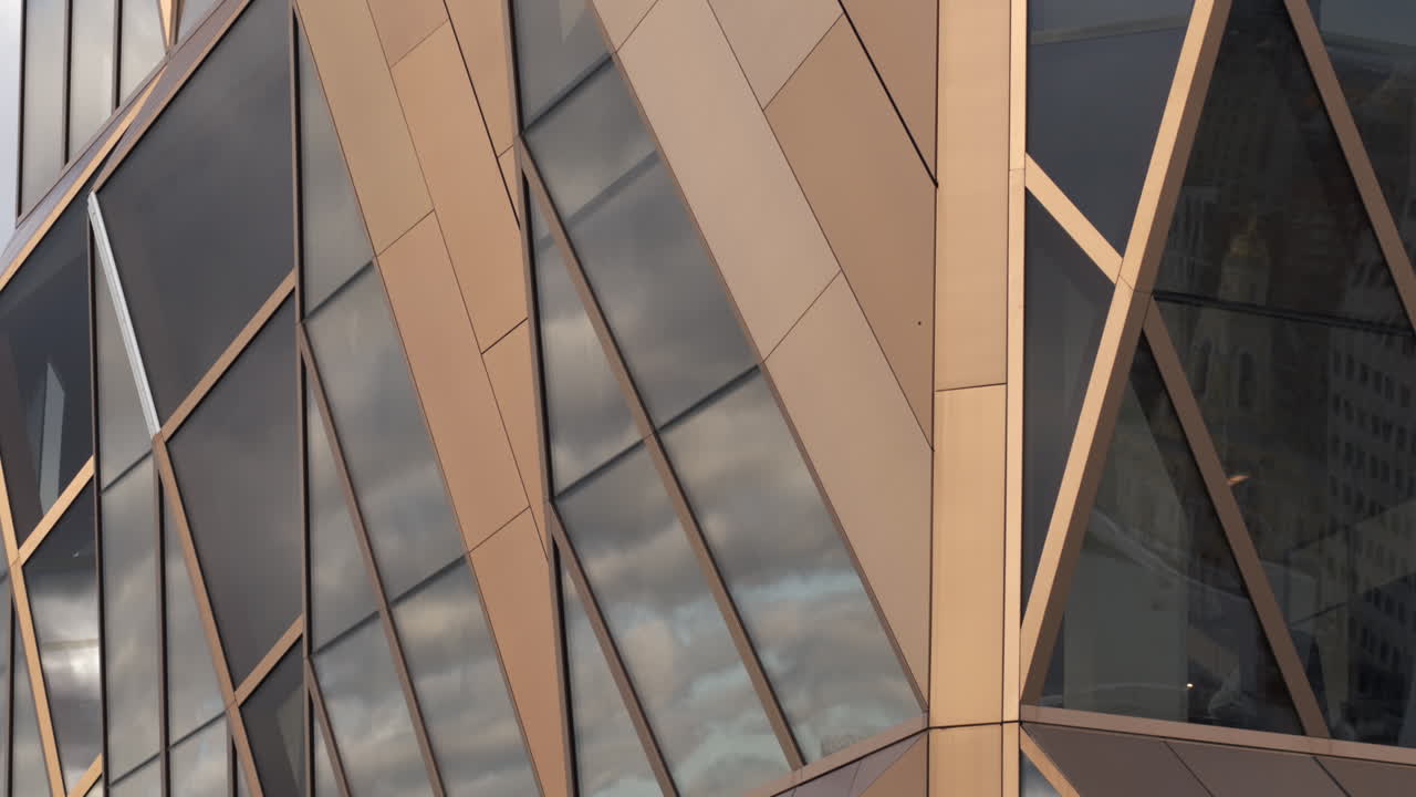 fachada de un edificio de arquitectura moderna