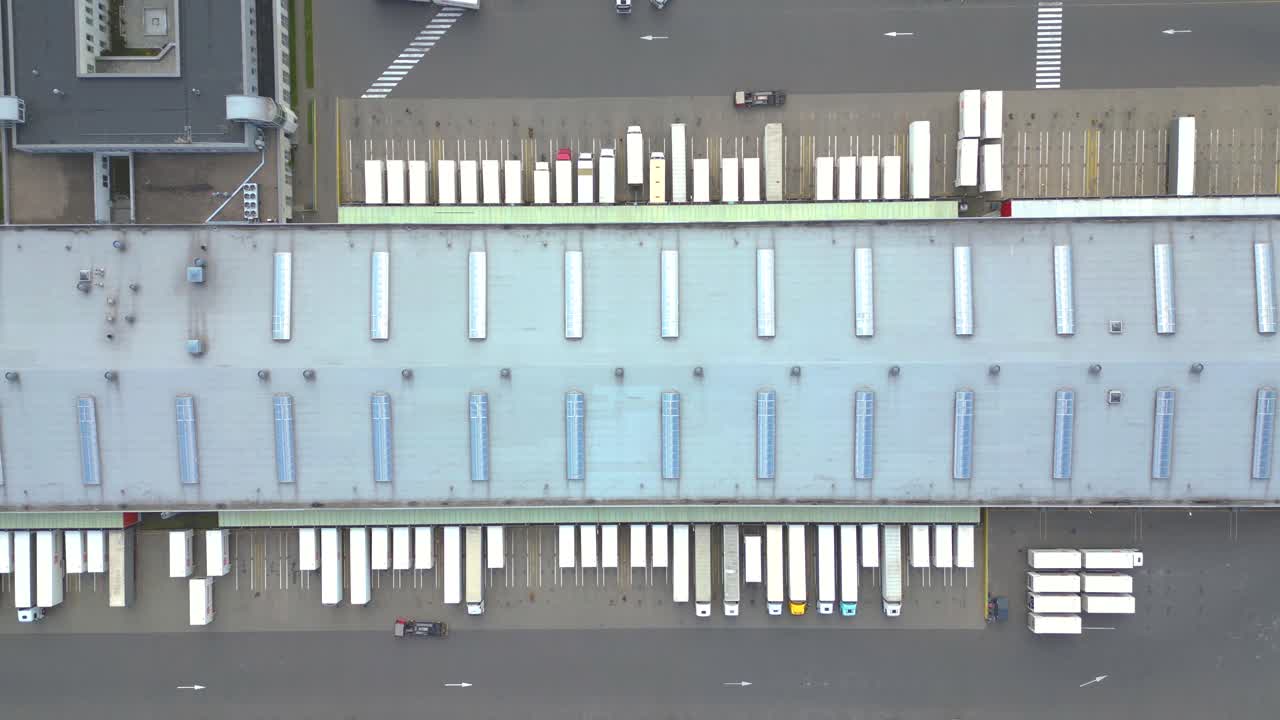 vista aérea del almacén de mercancías