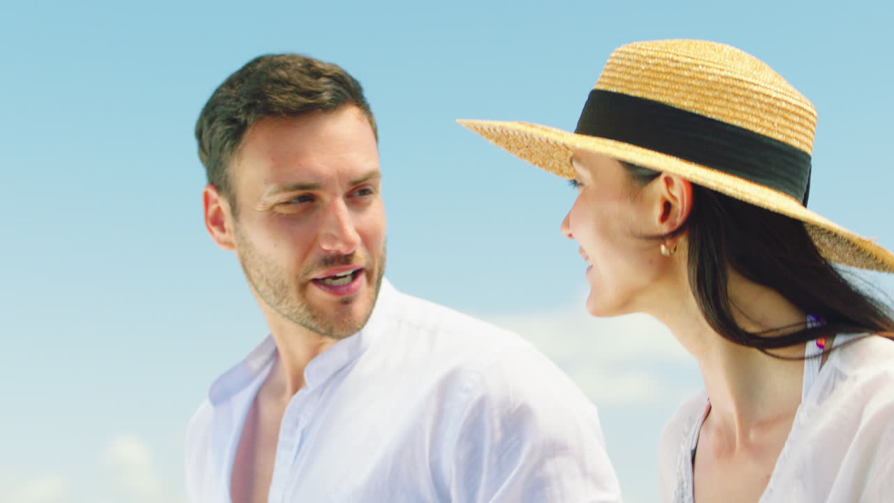 은 날 을 즐기는 부부