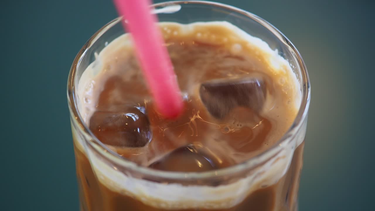 Bebida de café helado