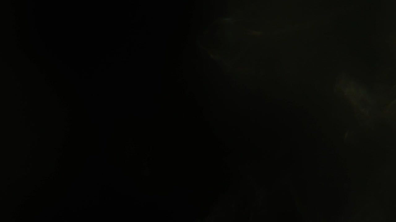 Light Leaks 4K footage. Lens glow flare bokeh overlays, burn flame background. Flash rays effect