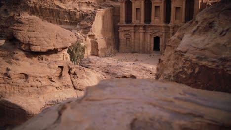 Slider-Aufnahme-Von-Petra,-Jordanien,-Tourismus,-Reise,-Weltwunder