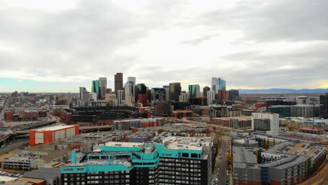 downtown denver colorado skyline