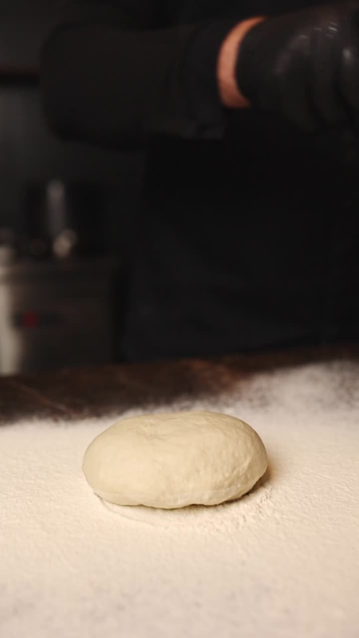 приготовление теста из муки