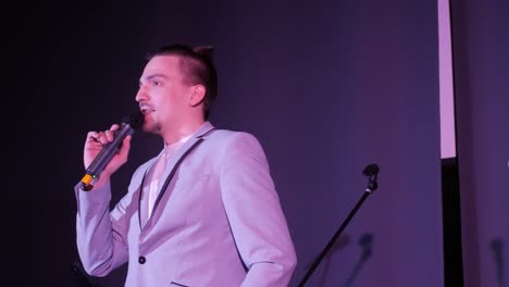 showman speaks at the event