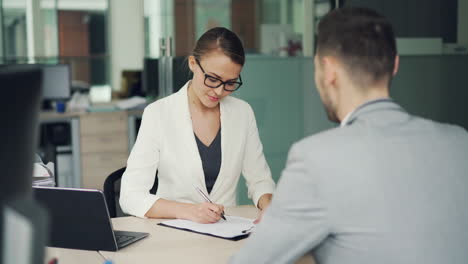 entrevista de negocios