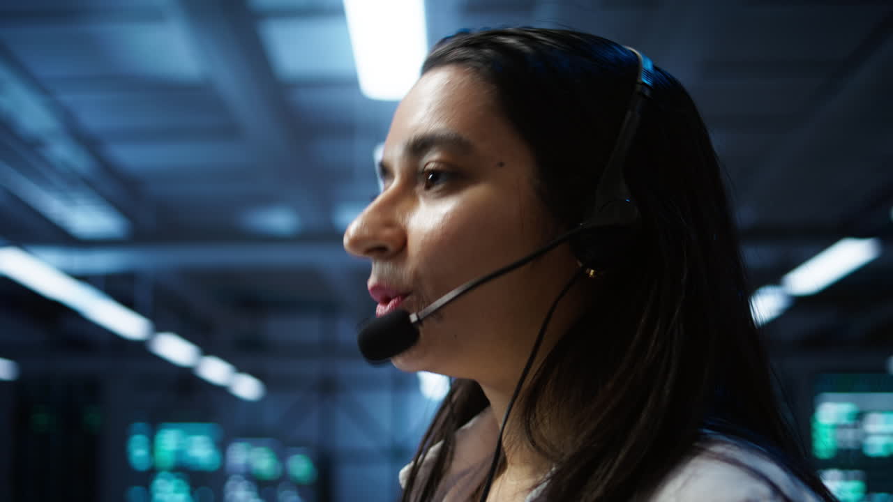 experto en salas de servidores que proporcionan apoyo técnico a los clientes