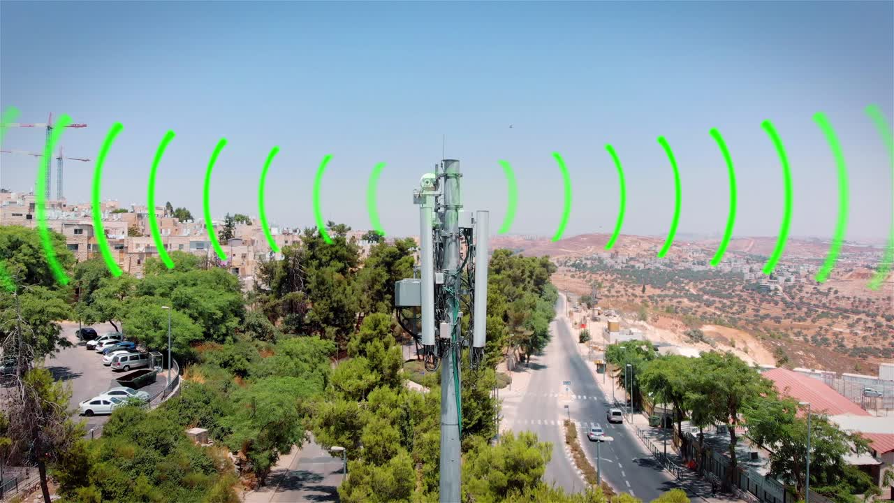 вышка сотовой связи с визуализацией диапазона сигнала