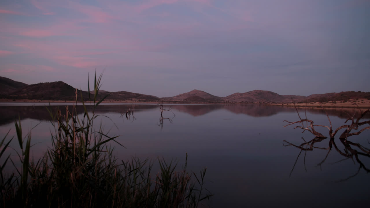 Naturscene i Sydafrika ved solnedgang
