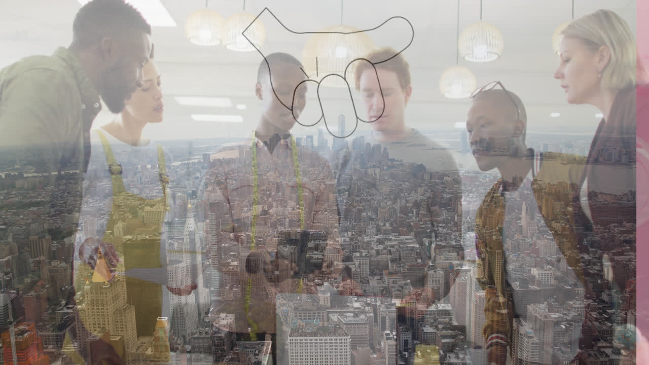 animación del icono de la mano sobre diversos empresarios en la oficina y el paisaje urbano