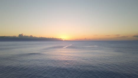 idyllic sunset over tropical ocean on hawaii, aquatic scenery