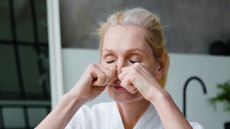 woman doing her selfcare routine