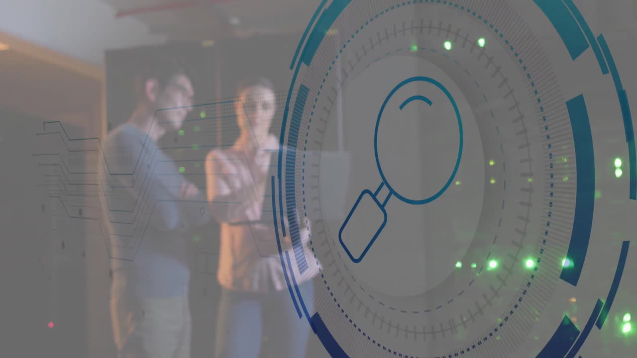 animación del procesamiento de datos sobre diversos trabajadores en la sala del servidor