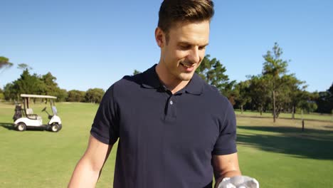 golf player playing with the ball