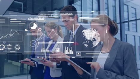 animación de la interfaz digital sobre el grupo caucásico de empresarios