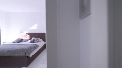 video de bienes raíces de interiores modernos villa con baño de lujo, dormitorio