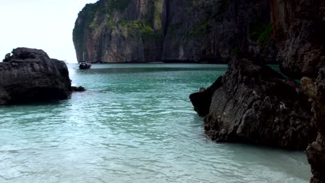 la isla de maya phi phi leh, krabi, tailandia