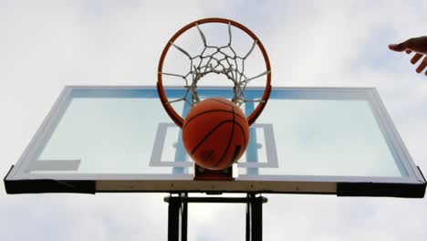 basketball players playing basketball 4k