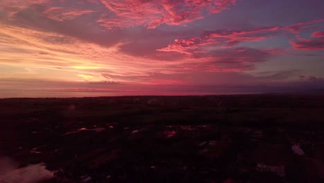 vuelo al atardecer sobre bali