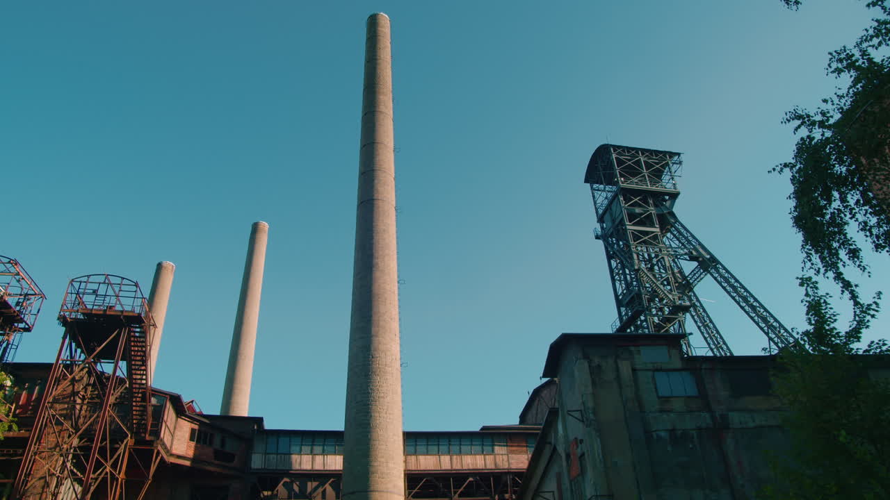 torre de mina en la zona de dolní vítkovice en ostrava