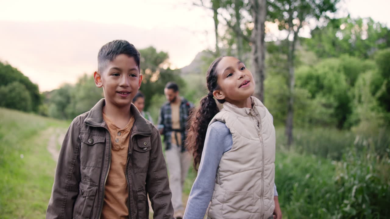 가족 하이킹 모험