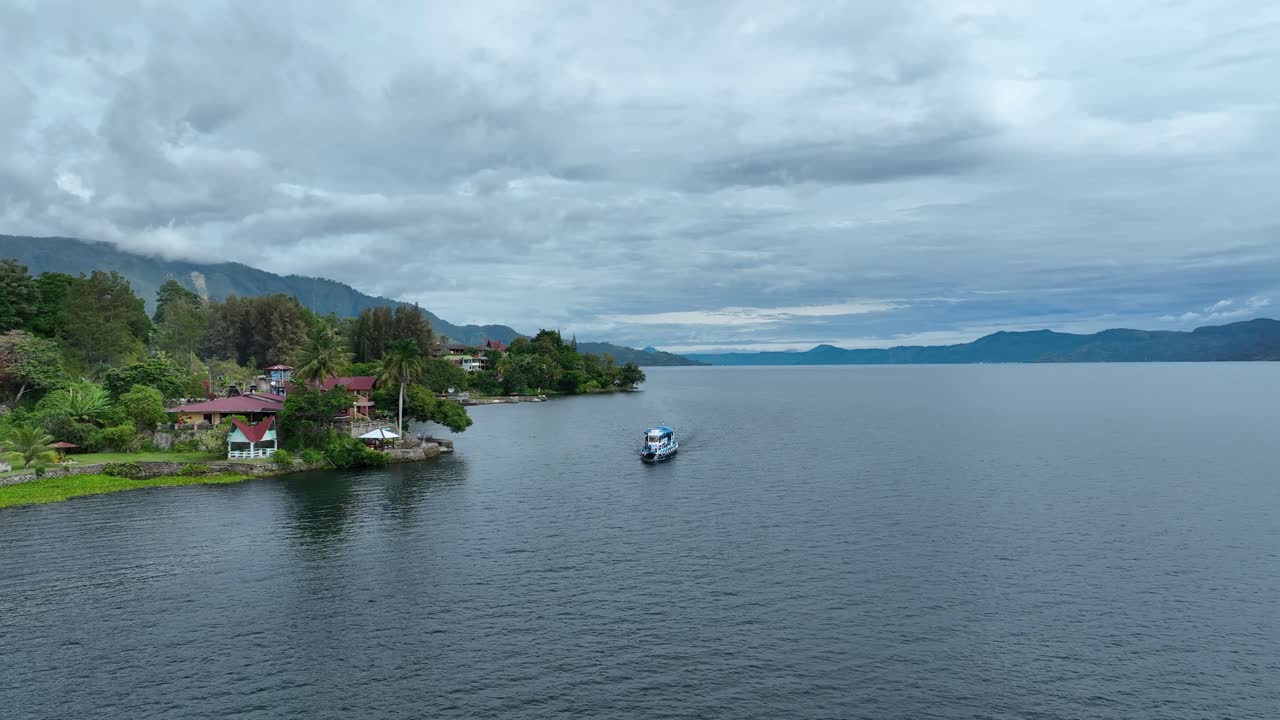 isla destino popular para los viajeros que buscan relajación y aventura