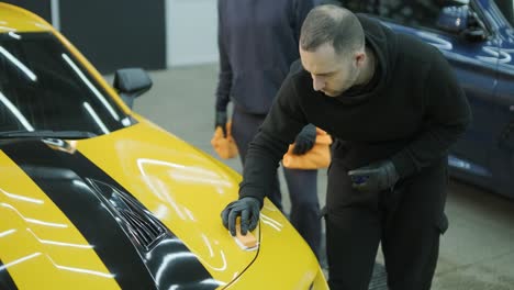 professional car detailing – washing, ceramic coating, and interior cleaning