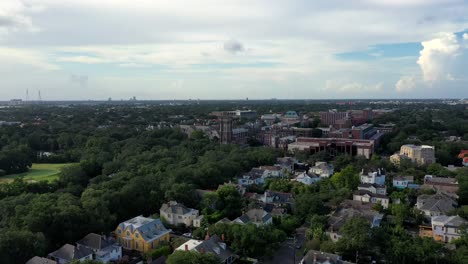 Video-Aereo-De-La-Universidad-De-Loyola-En-Nueva-Orleans,-Louisiana