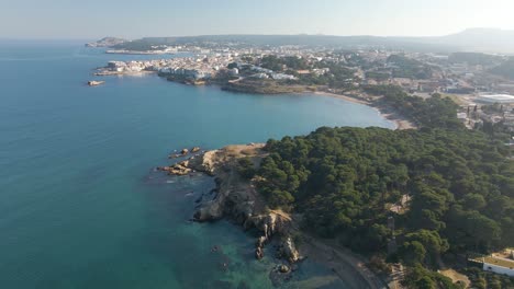 Luftbilder-Mit-Drohne-Vom-Strand-Von-Begur-Palafrugell-In-Girona-Europa