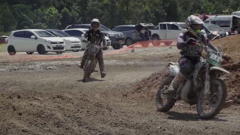 serikin bau dirt bike race,kuching,borneo.