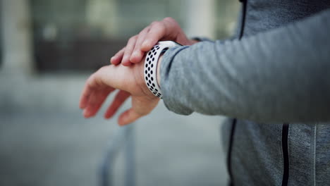 Keeping-track-with-her-smartwatch