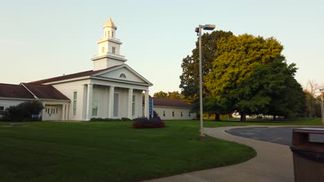 Capilla-O-Iglesia-En-El-Sitio-Histórico-En-La-Ubicación-De-La-Granja-Peter-Whitmer-En-Nueva-York-En-El-Condado-De-Seneca-Cerca-De-Waterloo-Mormón-O-La-Iglesia-De-Jesucristo-De-Los-Santos-De-Los-últimos-Días