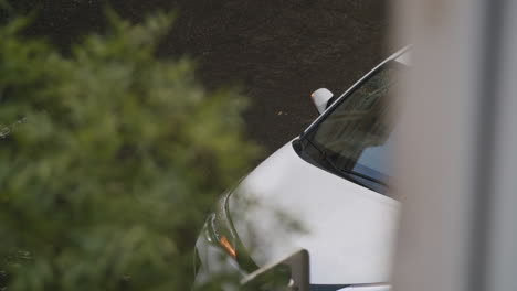 a car with working windshield wipers